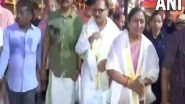 India News | Delhi CM Rekha Gupta Offers Prayers at North Guruvayurappan Temple