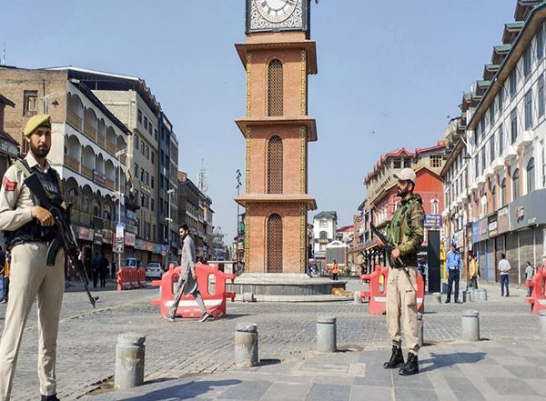 India News | J-K: Srinagar Police Intensifies Crackdown Against Terror Associates