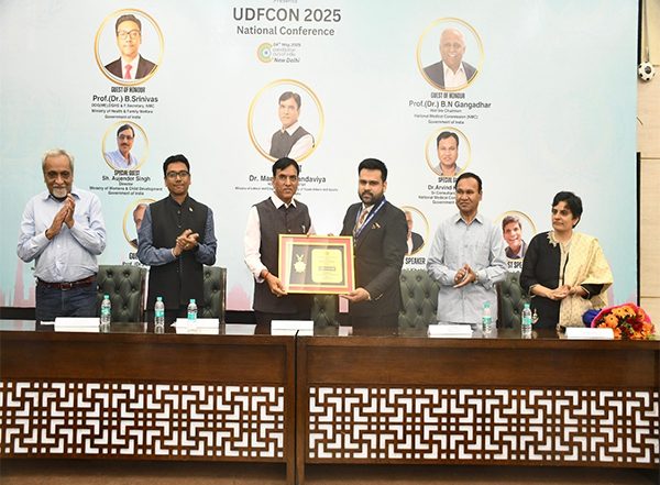 Business News | Dr. Lakshya Mittal Receives Dr. B.C. Roy Memorial Award from Union Minister Dr. Mansukh Mandaviya at UDFCON 2025