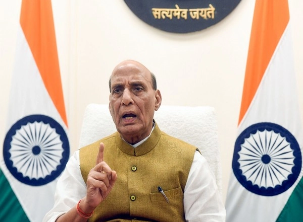 India News | Union Defence Minister Rajnath Singh to Visit Srinagar on Thursday