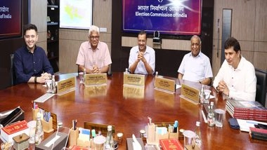 India News | Election Commission Meets AAP National Convener Arvind Kejriwal, Party Leaders in Delhi