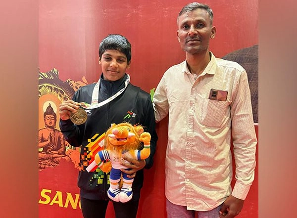 Sports News | Inspired by Dangal, Backed by Dad's Faith, Rutuja Gurav Wins Wrestling Gold on Khelo India Youth Games Debut