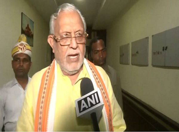 India News | Uttar Pradesh Cabinet Meeting: BJP Leaders Congratulate Indian Army's Bravery, PM Modi's Leadership Er Suresh Kumar Khanna Lauds Army's Bravery, PM Modi's Leadership