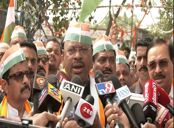 India News | Maharashtra Minister Chandrashekhar Bawankule Leads 'Tiranga' Rally in Nagpur
