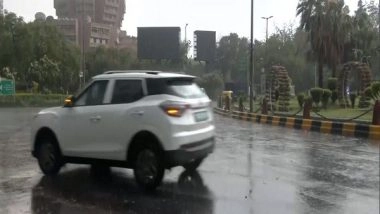 India News | Rain Lashes Parts of Delhi, Damages Shed at Ashok Nagar Rapid Metro Station; Trees Uprooted in Noida