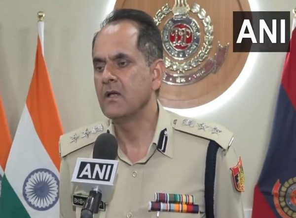 India News | 21 Illegal Bangladeshis Deported, 5 Bangladeshis Held: DCP North West Delhi