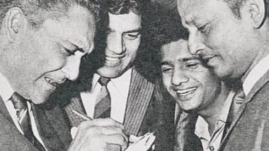 Entertainment News | Bollywood Nostalgia Special: Dharmendra Shares Vintage Picture with Ashok Kumar