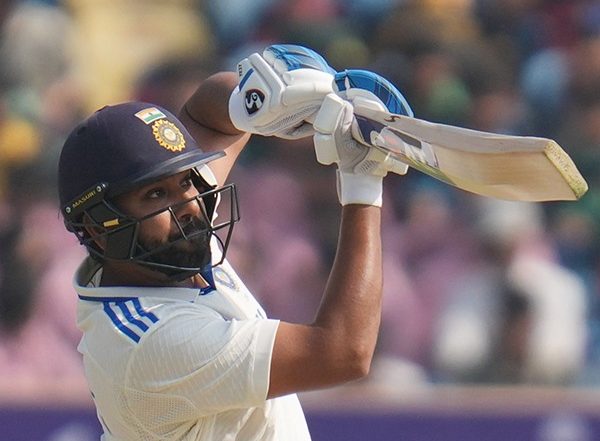 Sports News | Former India Head Coach Shastri Recalls Decision That Helped Rohit Enjoy Success in Test Format