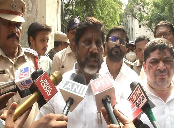 India News | Telangana Deputy CM Announces Rs 5 Lakh Ex-gratia for Gulzar Houz Fire Victims' Families