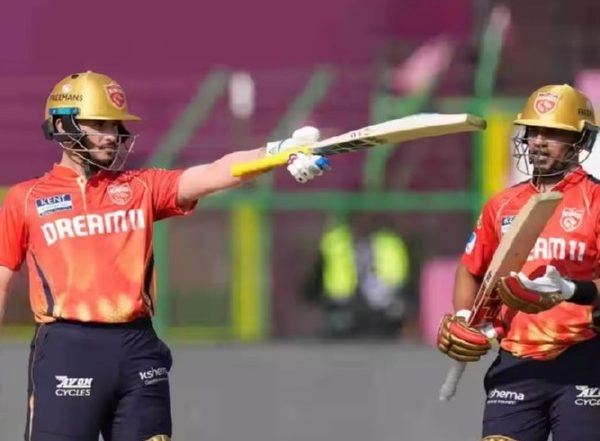 Sports News | IPL 2025: Wadhera, Shashank Fifties Lift PBKS to 219/5 Against RR