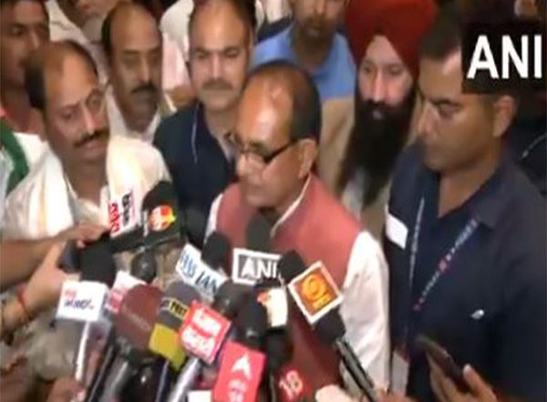India News | Providing Water to Pakistan is Unjust to Indian Farmers: Shivraj Singh Chouhan Hails Decision to Suspend Indus Water Treaty