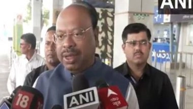 India News |  Chandrashekhar Bawankule Welcomes NCP's Chhagan Bhujbal in Maharashtra Cabinet, Calls It a Boost for Govt