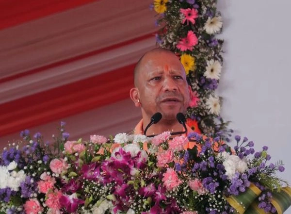 India News | Yogi Adityanath Lays Foundation for Rs 724 Crore Development Projects in Kasganj