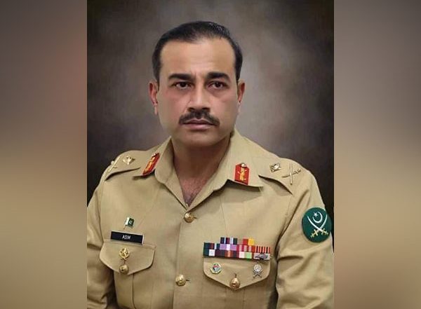 World News | Asim Munir Gets Pak Govt to Promote Him to Field Marshal, Spins Setbacks as 'victory