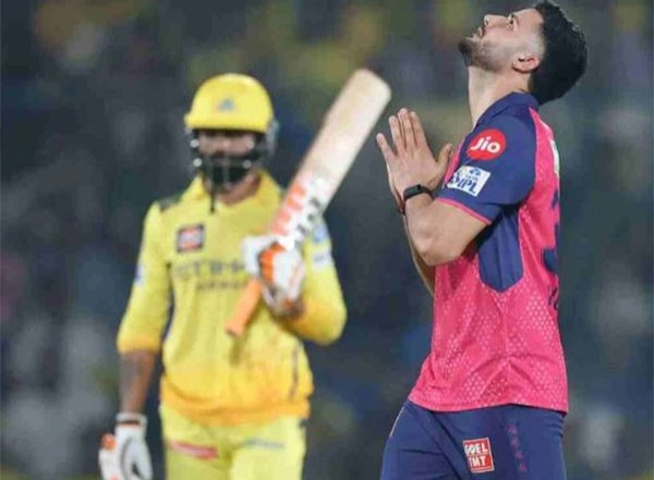 Sports News | IPL 2025: RR's Akash Madhwal and Yudhvir Singh's Brilliance Restrict CSK to 187/8 in 20 Overs