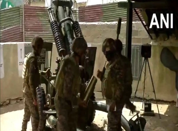India News | Indian Army Showcases Indigenous Defence Technology Used During Op Sindoor Along LoC