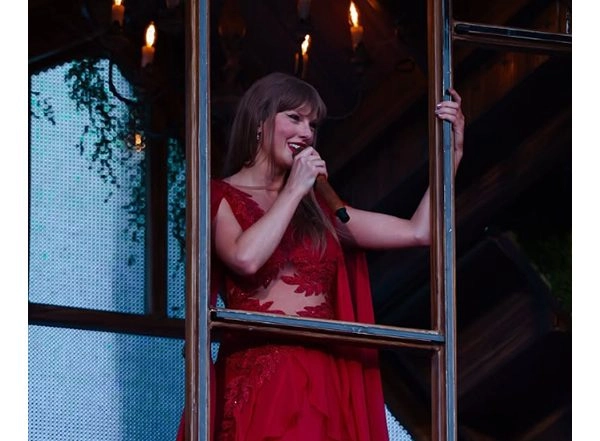 Entertainment News | Taylor Swift Teases Re-recorded Version of 'Look What You Made Me Do'