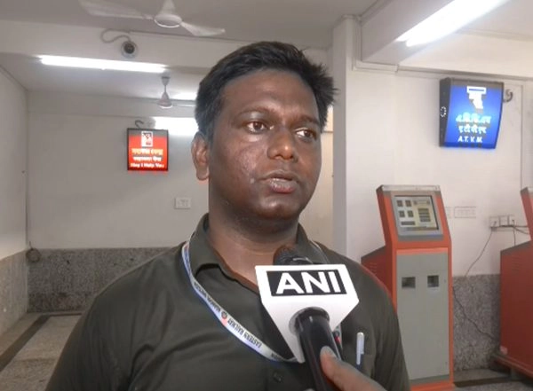 India News | WB: PM Modi to Virtually Inaugurate Redeveloped Panagarh Railway Station Under Amrit Bharat Scheme Tomorrow
