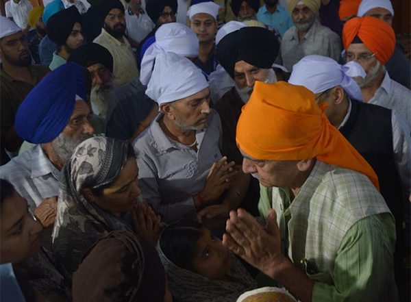 India News | 'Proper Rehabilitation of Affected Families is My Top Priority: LG Sinha Visists Poonch, Meets Shelling Victims
