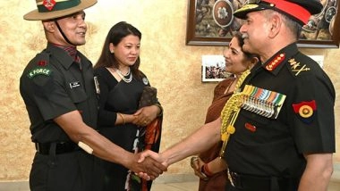 India News | COAS Gen Upendra Dwivedi Honours Gallantry Awardees at Defence Investiture Ceremony in Delhi