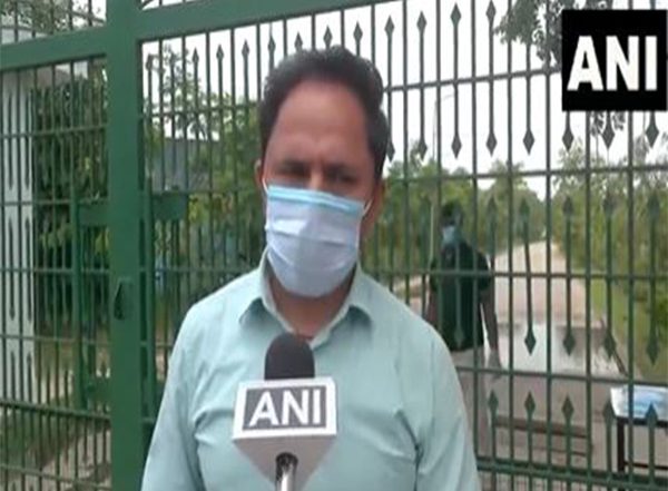India News | UP: Five Animals at Gorakhpur Zoo Test Positive for H5 Virus, Zoo Remains Closed Until Further Notice