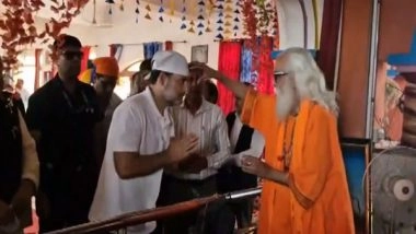 India News | J-K: Rahul Gandhi Offers Prayers at Geeta Bhawan Temple in Poonch