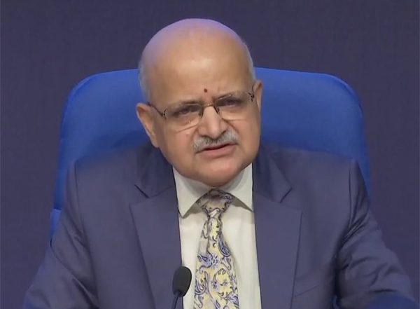 Business News | India Overtakes Japan to Become 4th Largest Economy at USD 4 Trillion: NITI Aayog CEO