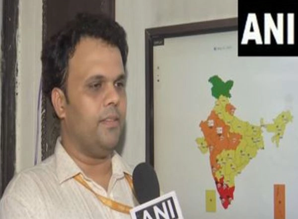 India News | Rains Possible in Delhi Today; Cyclonic Circulations Centered Around Western Uttar Pradesh and Rajasthan