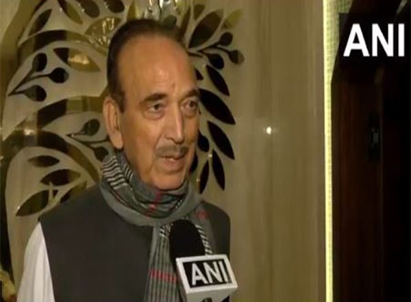 World News | Number of Terrorists Living in Pakistan is Probably More Than Terrorists Residing All over the World: Ghulam Nabi Azad