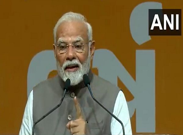 India News | PM Modi Concludes Two-day Gujarat Visit, Receives Warm Farewell at Ahmedabad Airport