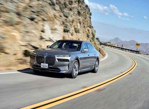 Business News | The BMW I7: The Best of Electrifying Mobility Now at a Uniform Price Across the Nation