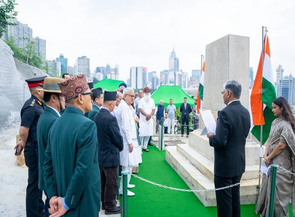 India News | Indian Envoy to China Pays Tribute to Indian Soldiers Who Defended Hong Kong in World War I