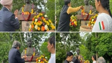 World News | All Party-delegation Led by Shashi Tharoor Pays Floral Tributes to Mahatma Gandhi Bust at University of Panama
