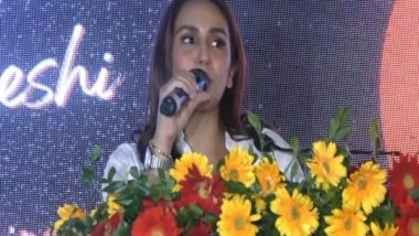 Entertainment News | Huma Qureshi Meets BSF Women Wing, Jawans at India-Pakistan Border in J-K's RS Pura