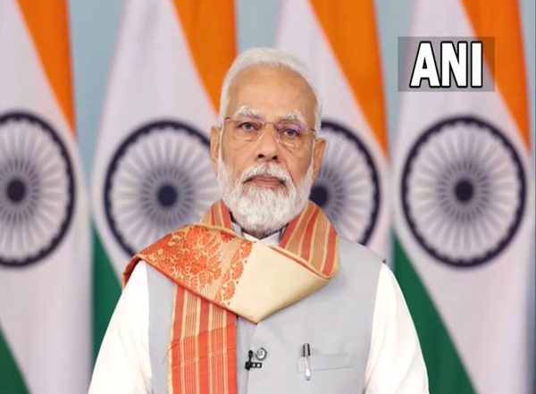 India News | PM Modi Calls Ghulam Nabi Azad to Enquire About His Health, Wishes Speedy Recovery