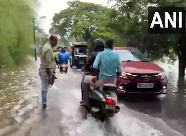 India News | Kerala: Heavy Rains in Kannur, Kakkad River Water-level Rises; Several Areas Waterlogged