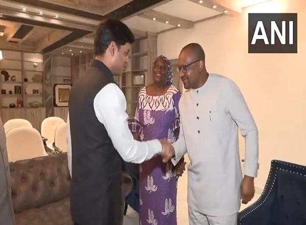 World News | Shrikant Shinde Leads Group 4 Delegation in Meeting with Sierra Leone Vice President