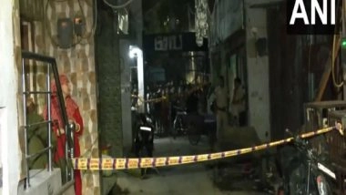 India News | Delhi: Four Including Three Minors Injured in Cylinder Blast at Godown in Sunder Nagri Area