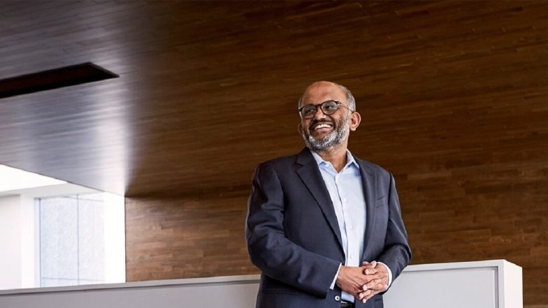 Shantanu Narayen está deixando o cargo de CEO da Adobe após 18 anos, quando a empresa entra na era da inteligência artificial