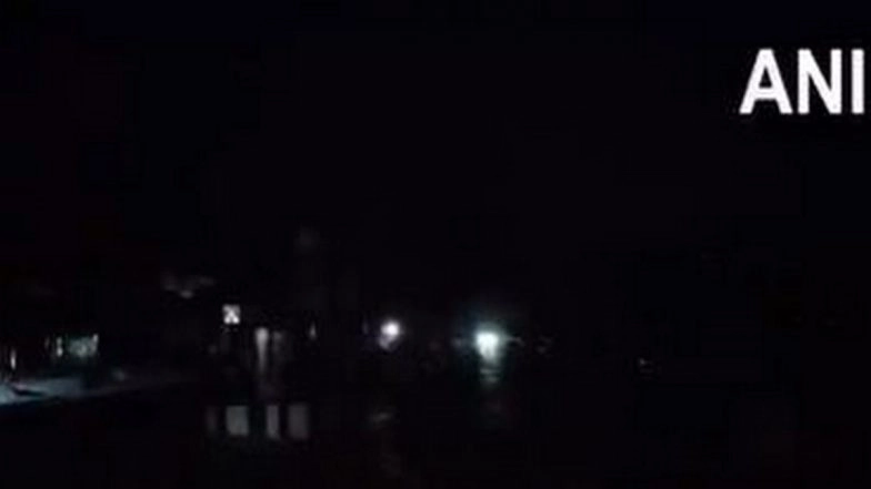 India-Pakistan Tension: Drone Attack on Srinagar Airport Thwarted, Blasts Heard in Jammu, Parts of South Kashmir