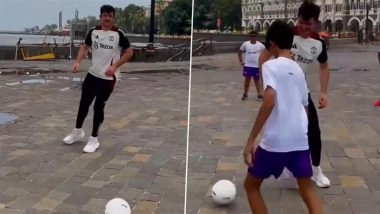 Harry Maguire Plays Football On Streets of Mumbai With Local Kids Amid Commercial Tour of India Representing Manchester United (Watch Video)