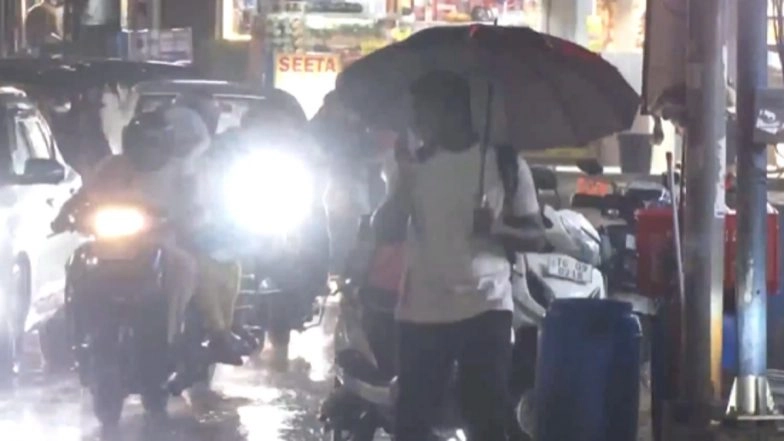 Telangana Rains: Heavy Rainfall Lashes Several Parts of Hyderabad (Watch Video)