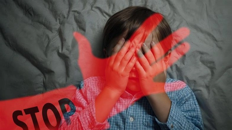 Kerala Horror: Minor Boy Sexually Assaulted by 14 Men Over 2 Years After Being Befriended on Gay Dating App, 9 Arrested; Probe Underway