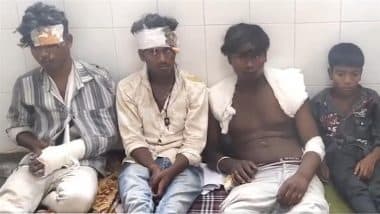 Delhi Road Accident: 4 Dead, 19 Injured After Tempo Overturns on Dwarka Expressway Due to Tyre Burst (Watch Video)