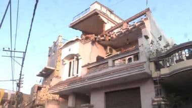 Jammu and Kashmir: Surface-to-Air Missile Systems Activated in Srinagar, Heavy Engagement Ongoing With Pakistan (Watch Videos)