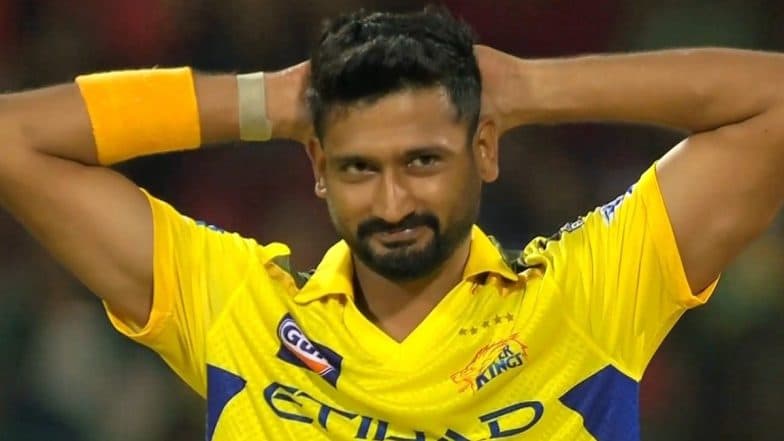 Khaleel Ahmed Concedes Most Runs By a Bowler in T20 Cricket Bowling Three or Fewer Overs, Achieves Unwanted Record During RCB vs CSK IPL 2025 Match
