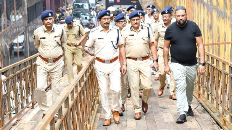 Security Scare in Kolkata: Police Launch Probe After Drone-Like Objects Spotted Over Sky, Centre Seeks Report From West Bengal Govt