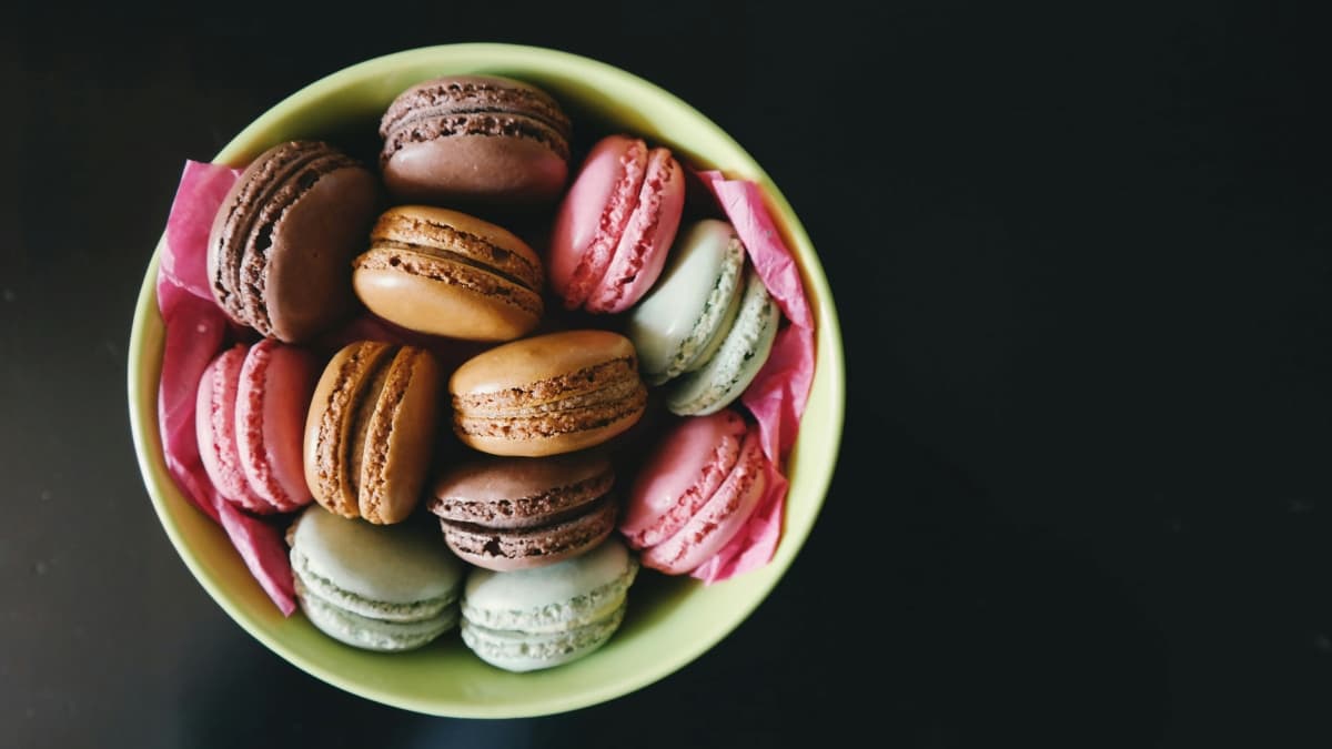 This day in the US celebrates the delicious coconut-based confection, often distinguished from the French macaron. This day in the US celebrates the delicious coconut-based confection, often distinguished from the French macaron.
