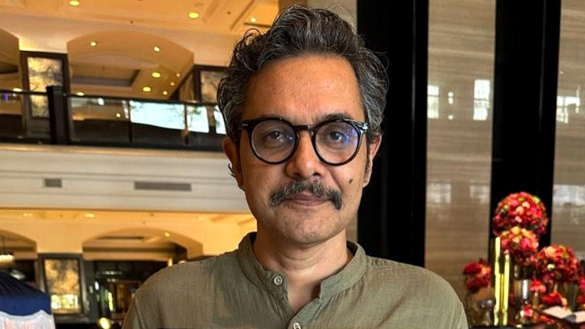 Indian journalist, author, and storyteller known for his radio storytelling show.