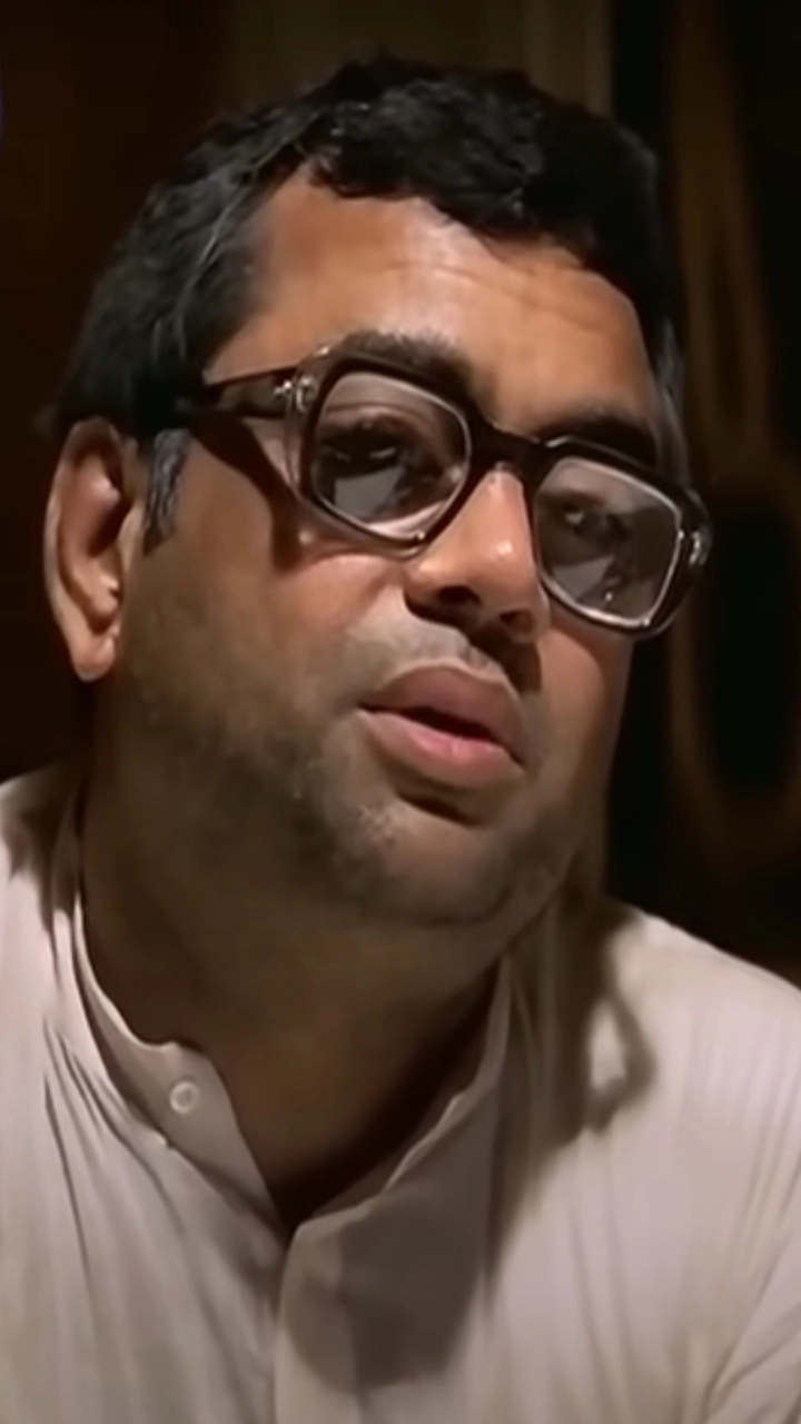 Babu Bhaiya, Dr. Ghungroo & More: Paresh Rawal’s Comic Genius in Bollywood Classics